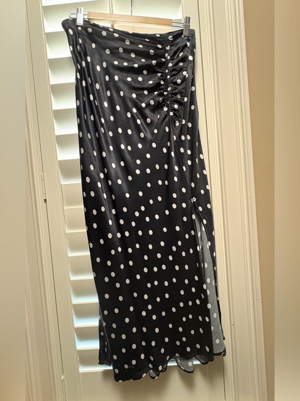 Mel Ruched Side-Slit Midi Skirt by Maeve - Picture 2 of 6